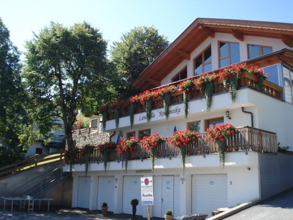 兰德维拉浪漫酒店 莱尔莫斯 外观 照片